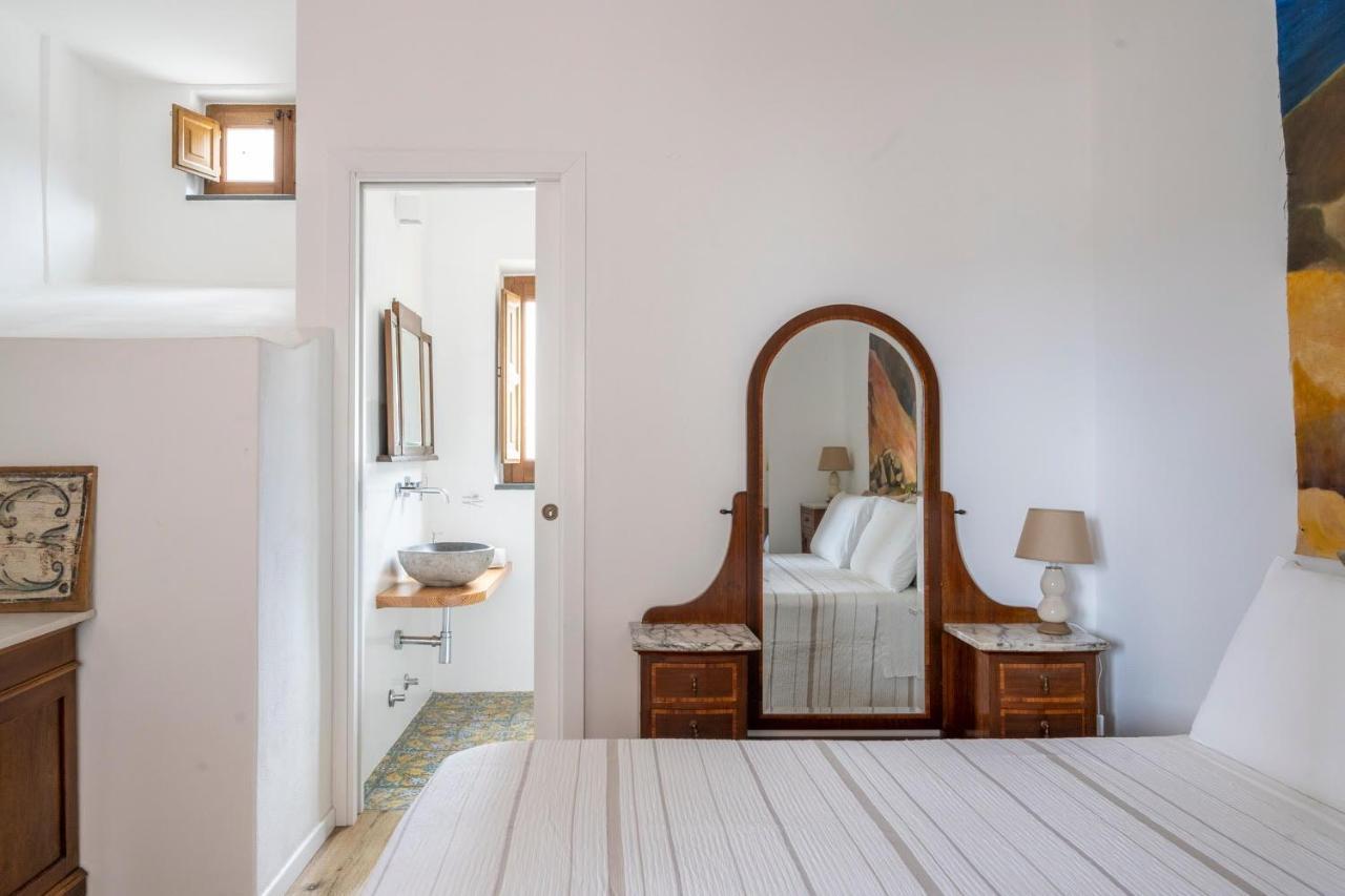 Iancura - B&B Di Design A Salina Santa Marina Salina Buitenkant foto